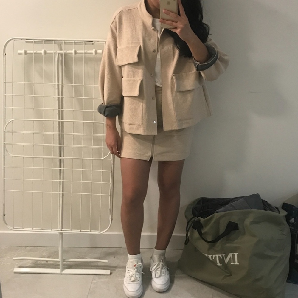 Matching Jacket and Skirt Set XS beige